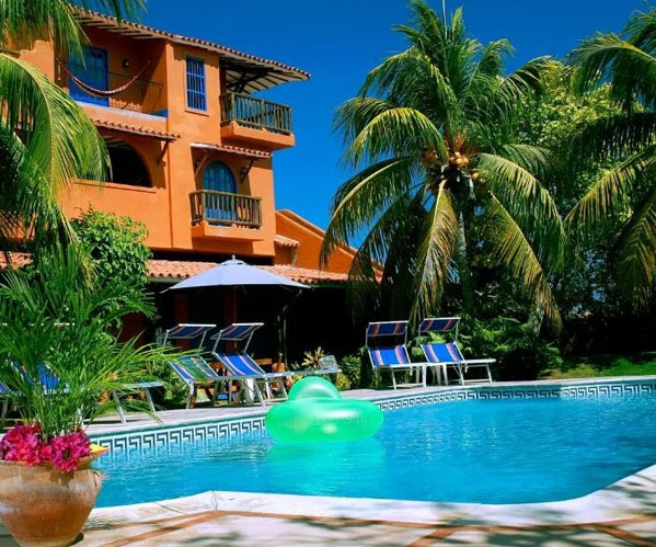 venta vendemos hermoso hotel en playa el yaque